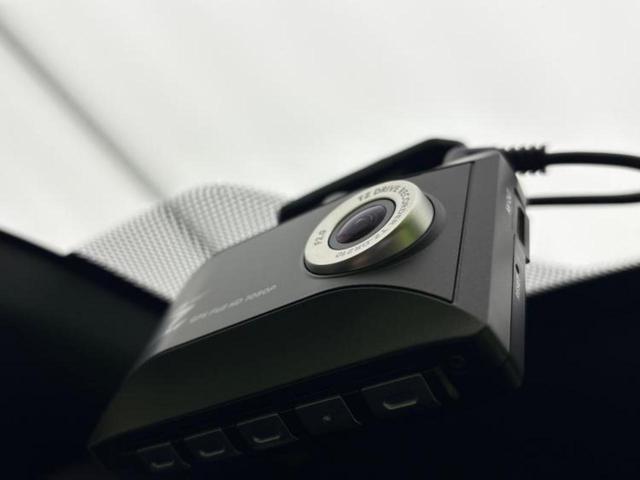 ヤリスクロス ハイブリッドＺウルバーノ　保証書／ディスプレイオーディオ＋ナビ８インチ／トヨタセーフティセンス／シートヒーター　前席／パノラミックビューモニター／車線逸脱防止支援システム／シート　ハーフレザー／ヘッドランプ　ＬＥＤ　電動シート（29枚目）