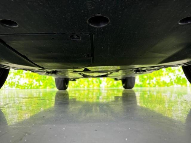 ヤリスクロス ハイブリッドＺウルバーノ　保証書／ディスプレイオーディオ＋ナビ８インチ／トヨタセーフティセンス／シートヒーター　前席／パノラミックビューモニター／車線逸脱防止支援システム／シート　ハーフレザー／ヘッドランプ　ＬＥＤ　電動シート（47枚目）