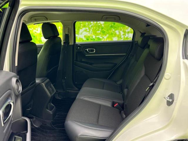 ヴェゼル eHEV Z ディスプレイオーディオ+ナビ9インチ/衝突安全装置/シートヒーター 前席/マルチビューカメラシステム/車線逸脱防止支援システム/シート ハーフレザー/電動バックドア/ドライブレコーダー 前後 ドラレコ(7枚目)