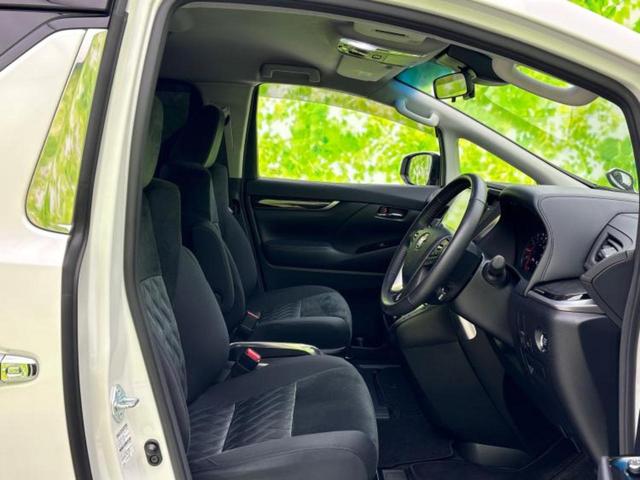 アルファード Ｓ　新品タイヤ／ディスプレイオーディオ＋ナビ８インチ／トヨタセーフティセンス／両側電動スライドドア／車線逸脱防止支援システム／ドライブレコーダー　前後／ヘッドランプ　ＬＥＤ　衝突被害軽減システム　禁煙車（4枚目）