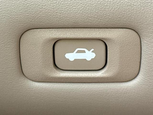 クラウン ロイヤルサルーンスペシャルパッケージ　保証書／ヘッドランプ　ＨＩＤ／ＥＴＣ／ＥＢＤ付ＡＢＳ／横滑り防止装置／クルーズコントロール／エアバッグ　運転席／エアバッグ　助手席／ＭＴモード付き／アルミホイール　純正　１６インチ　ＨＩＤヘッドライト（15枚目）