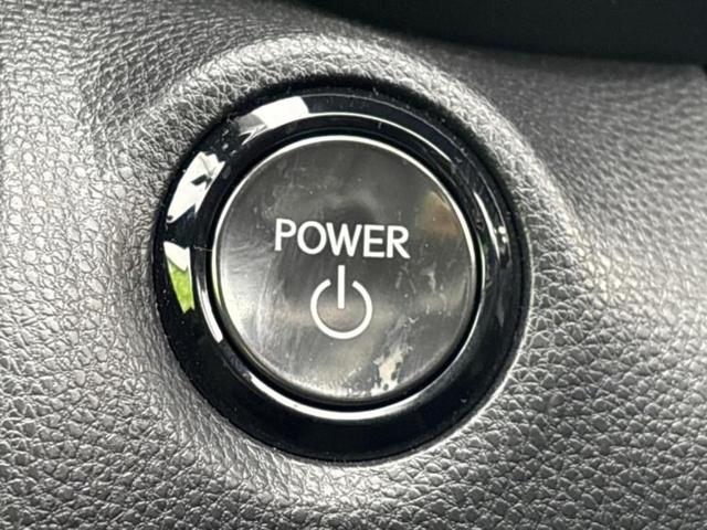 ヤリスクロス ハイブリッドＺ　ディスプレイオーディオ８インチ／トヨタセーフティセンス／シートヒーター／パノラミックビューモニター／車線逸脱防止支援システム／シート　ハーフレザー／ドライブレコーダー　社外　衝突被害軽減システム（13枚目）