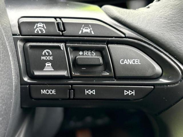 ヤリスクロス ハイブリッドＺ　ディスプレイオーディオ８インチ／トヨタセーフティセンス／シートヒーター／パノラミックビューモニター／車線逸脱防止支援システム／シート　ハーフレザー／ドライブレコーダー　社外　衝突被害軽減システム（18枚目）