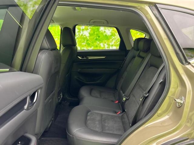 ＣＸ－５ ４ＷＤ２０Ｓブラックトーンエディション　純正　１０インチ　ＳＤナビ／衝突安全装置／シートヒーター／全方位モニター／車線逸脱防止支援システム／シート　ハーフレザー／電動バックドア／ヘッドランプ　ＬＥＤ／ＥＴＣ／ＥＢＤ付ＡＢＳ　全周囲カメラ（7枚目）