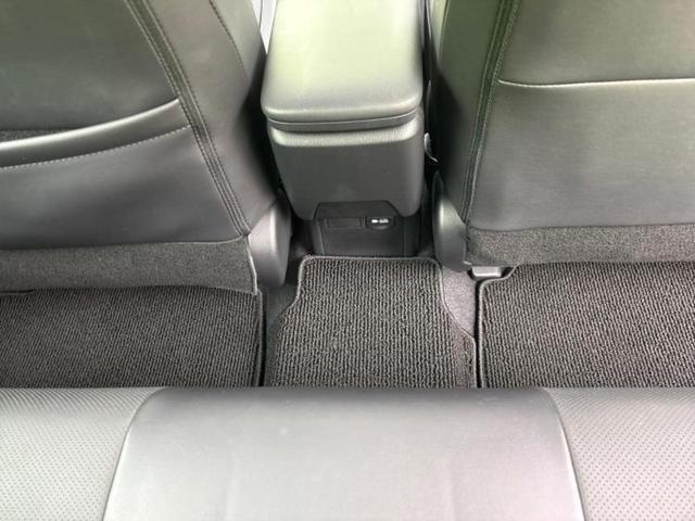 プリウス ４ＷＤ　Ｚ　ディスプレイオーディオ＋ナビ１１インチ／衝突安全装置／シートヒーター　前席／全方位モニター／車線逸脱防止支援システム／シート　合皮／パーキングアシスト　自動操舵／電動バックドア　衝突被害軽減システム（41枚目）