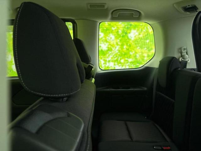 セレナ ハイウェイスターＶセレクション　社外　８インチ　ナビ／エマージェンシーブレーキ／両側電動スライドドア／アラウンドビューモニター／車線逸脱防止支援システム／パーキングアシスト　自動操舵／ドライブレコーダー　前後　衝突被害軽減システム（19枚目）