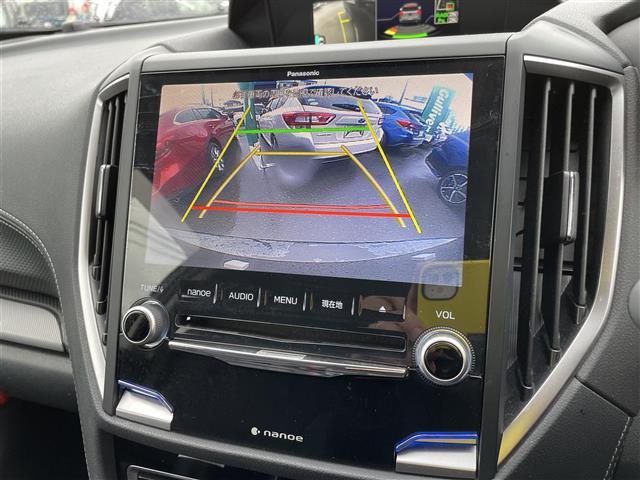 プレミアム　４ＷＤ　メーカーナビ　フルセグＴＶ　バックカメラ　ＬＥＤヘッドライト　ＥＴＣ　パワーバックドア　ルーフレール　シートヒーター　パワーシート　スマートキー　レーダークルーズ　デジタルミラー(10枚目)