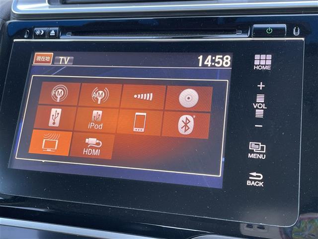 フィットハイブリッド Ｌパッケージ　純正インターナビ　フルセグ　Ｂｌｕｅｔｏｏｔｈ　ＬＥＤライト　バックカメラ　あんしんパッケージ　衝突軽減　横滑り防止　前後ドラレコ　ハーフレザー　ＥＣＯＮ　ＥＴＣ　スマートキー　プッシュスタート（8枚目）