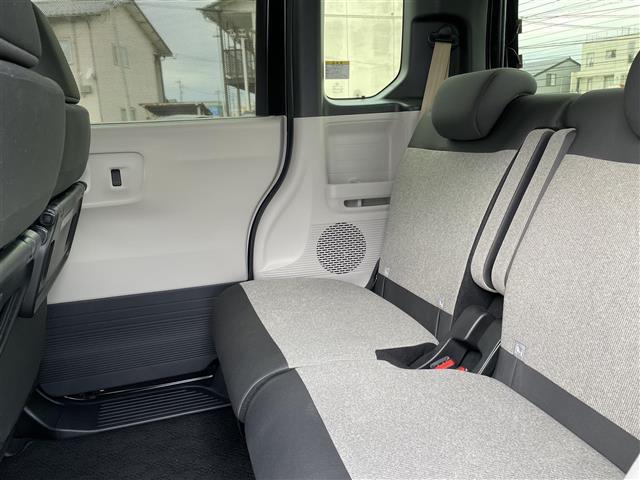 Ｎ－ＢＯＸ ベースグレード　純正８型ディスプレイオーディオ　バックカメラ　ＬＥＤヘッドライト　両側パワースライドドア　スマートキー　レーダークルーズ（6枚目）