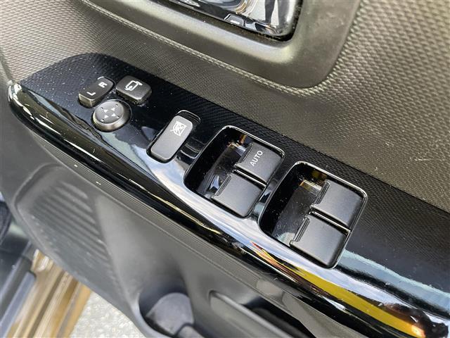 フレアワゴンカスタムスタイル ハイブリッドＸＴ　社外メモリーナビ　フルセグＴＶ　バックカメラ　ＬＥＤヘッドライト　ＥＴＣ　スマートキー　ドライブレコーダー　両側パワースライド　レーダーブレーキ　レーダークルーズ　純正アルミホイール（24枚目）