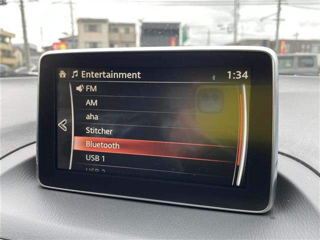 アクセラスポーツ １５Ｓ　４ＷＤ　純正ナビ　バックカメラ　ＬＥＤヘッドライト　ＥＴＣ　社外アルミホイール　スマートキー　プッシュスタート　ドライブレコーダー（5枚目）
