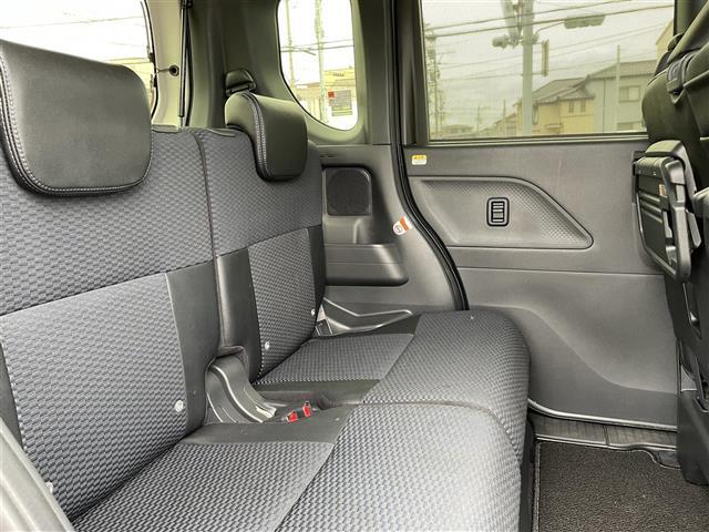 シフォン カスタムＲ　純正１０型ナビ　フルセグＴＶ　バックカメラ　ＬＥＤヘッドライト　ＥＴＣ　ドライブレコーダー　両側パワースライドドア　シートヒーター（5枚目）