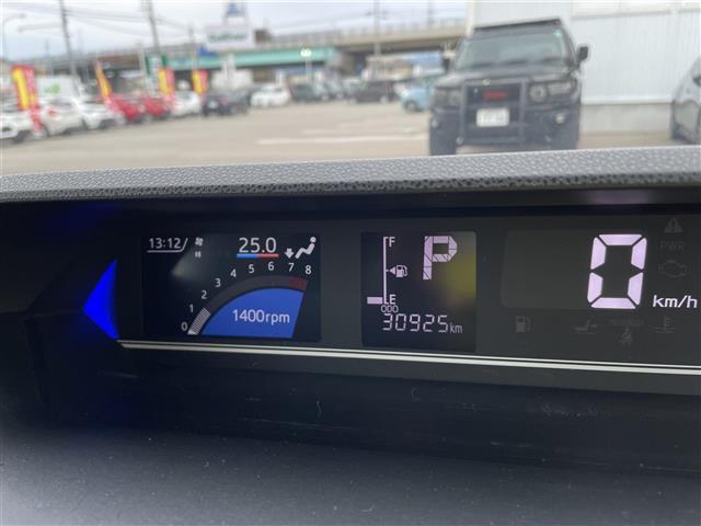 シフォン カスタムＲ　純正１０型ナビ　フルセグＴＶ　バックカメラ　ＬＥＤヘッドライト　ＥＴＣ　ドライブレコーダー　両側パワースライドドア　シートヒーター（14枚目）