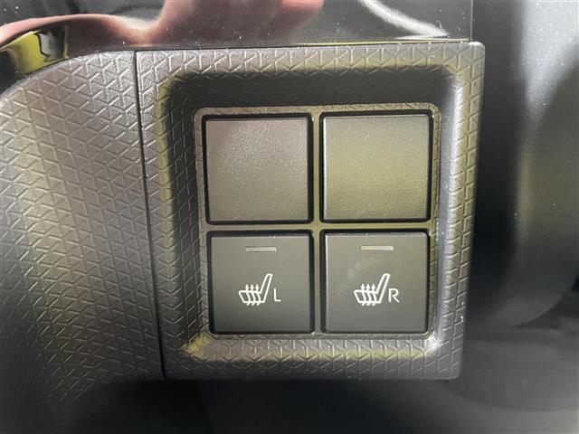 シフォン カスタムＲ　純正１０型ナビ　フルセグＴＶ　バックカメラ　ＬＥＤヘッドライト　ＥＴＣ　ドライブレコーダー　両側パワースライドドア　シートヒーター（17枚目）