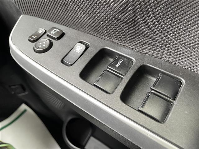 ソリオ ハイブリッドＭＸ　メモリーナビ　フルセグＴＶ　パワースライドドア　純正アルミホイール　スマートキー　プッシュスタート　電動ミラー（15枚目）