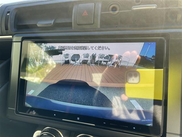 ＢＲＺ Ｓ　純正９型ナビ　フルセグＴＶ　バックカメラ　ＳＴＩスポイラー　フジツボマフラー　ＬＥＤヘッドライト　クルーズコントロール　ハーフレザーシート　スマートキー　プッシュスタート（8枚目）