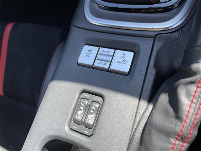 ＢＲＺ Ｓ　純正９型ナビ　フルセグＴＶ　バックカメラ　ＳＴＩスポイラー　フジツボマフラー　ＬＥＤヘッドライト　クルーズコントロール　ハーフレザーシート　スマートキー　プッシュスタート（12枚目）