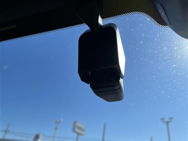 ＢＲＺ Ｓ　純正９型ナビ　フルセグＴＶ　バックカメラ　ＳＴＩスポイラー　フジツボマフラー　ＬＥＤヘッドライト　クルーズコントロール　ハーフレザーシート　スマートキー　プッシュスタート（17枚目）