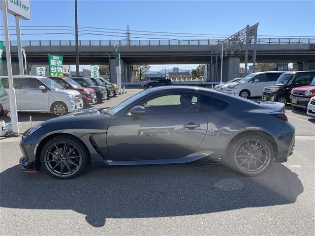 ＢＲＺ Ｓ　純正９型ナビ　フルセグＴＶ　バックカメラ　ＳＴＩスポイラー　フジツボマフラー　ＬＥＤヘッドライト　クルーズコントロール　ハーフレザーシート　スマートキー　プッシュスタート（26枚目）