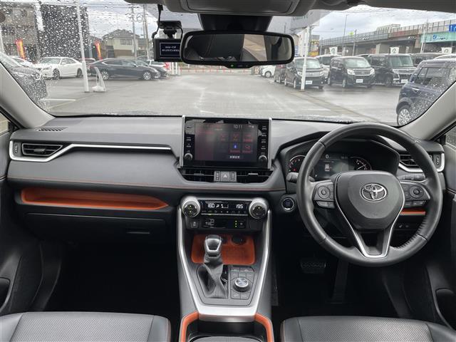 RAV4 アドベンチャー 純正ディスプレイオーディオ バックカメラ LEDヘッドライト ETC ブラインドスポットモニター LEDヘッドライト スマートキー プッシュスタート 電動ミラー レーダークルーズ(2枚目)