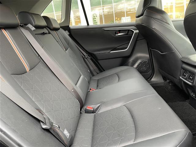 RAV4 アドベンチャー 純正ディスプレイオーディオ バックカメラ LEDヘッドライト ETC ブラインドスポットモニター LEDヘッドライト スマートキー プッシュスタート 電動ミラー レーダークルーズ(5枚目)