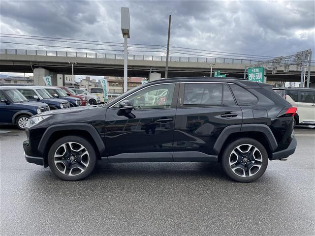 RAV4 アドベンチャー 純正ディスプレイオーディオ バックカメラ LEDヘッドライト ETC ブラインドスポットモニター LEDヘッドライト スマートキー プッシュスタート 電動ミラー レーダークルーズ(25枚目)