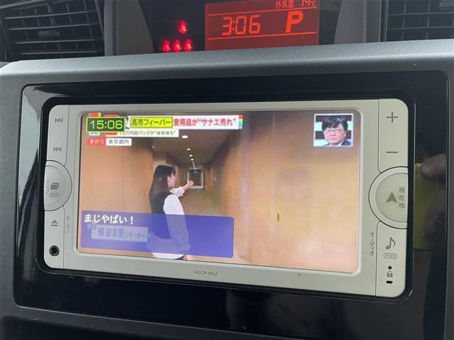 ルーミー Ｘ　Ｓ　４ＷＤ　純正ナビ　ワンセグＴＶ　スマートキー　プッシュスタート　電動ミラー　スマートアシスト　オートライト　パワースライド（8枚目）