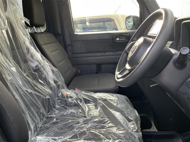 Ｎ－ＶＡＮ＋スタイル ファン・ホンダセンシング　４ＷＤ　純正ナビ　フルセグＴＶ　バックカメラ　ＬＥＤヘッドライト　ＥＴＣ　スマートキー　プッシュスタート　電動ミラー　スタッドレス＆ホイール積み込み（3枚目）