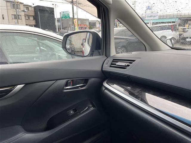 アルファード ２．５Ｓ　純正ディスプレイオーディオ　フルセグＴＶ　ナビ　バックカメラ　ＬＥＤヘッドライト　ＥＴＣ　ドライブレコーダー　両側パワースライド　トヨタセーフティセンス　レーダークルーズ（22枚目）