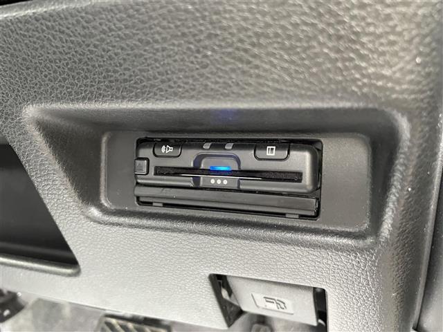 スペーシア ハイブリッドＸ　社外メモリーナビ　フルセグＴＶ　バックカメラ　両側パワースライドドア　ＬＥＤヘッドライト　ＥＴＣ　シートヒーター　レーダーブレーキ（14枚目）