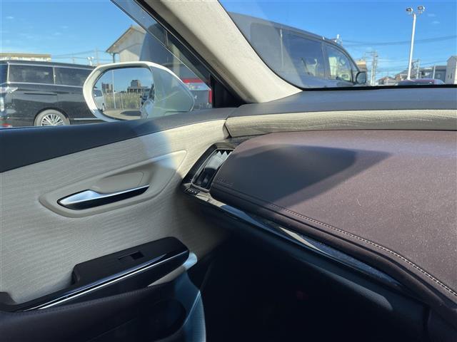 クラウンハイブリッド S Cパッケージ Four 4WD 純正ナビ フルセグTV バックカメラ LEDヘッドライト ETC ドライブレコーダー レーダークルーズ トヨタセーフティセンス スマートキー プッシュスタート パワーシート 保証書(15枚目)