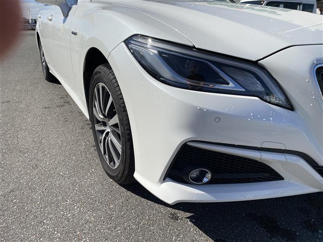 クラウンハイブリッド S Cパッケージ Four 4WD 純正ナビ フルセグTV バックカメラ LEDヘッドライト ETC ドライブレコーダー レーダークルーズ トヨタセーフティセンス スマートキー プッシュスタート パワーシート 保証書(23枚目)