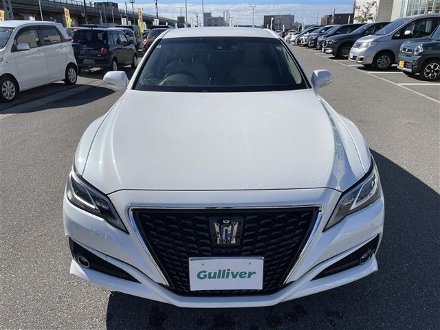 クラウンハイブリッド S Cパッケージ Four 4WD 純正ナビ フルセグTV バックカメラ LEDヘッドライト ETC ドライブレコーダー レーダークルーズ トヨタセーフティセンス スマートキー プッシュスタート パワーシート 保証書(24枚目)