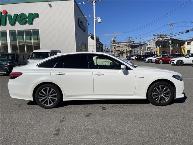 クラウンハイブリッド S Cパッケージ Four 4WD 純正ナビ フルセグTV バックカメラ LEDヘッドライト ETC ドライブレコーダー レーダークルーズ トヨタセーフティセンス スマートキー プッシュスタート パワーシート 保証書(25枚目)