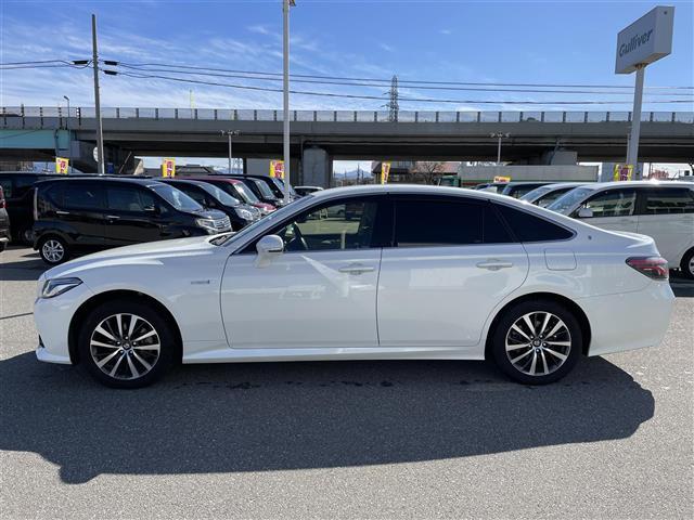 クラウンハイブリッド S Cパッケージ Four 4WD 純正ナビ フルセグTV バックカメラ LEDヘッドライト ETC ドライブレコーダー レーダークルーズ トヨタセーフティセンス スマートキー プッシュスタート パワーシート 保証書(27枚目)