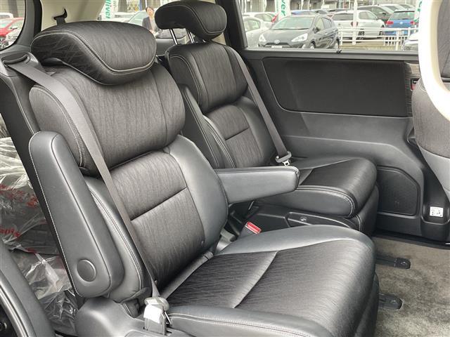 オデッセイ アブソルート・EX 純正8型ナビ フルセグTV バックカメラ 両側パワースライド ハーフレザーシート フリップダウンモニター ホンダセンシング スタッドレス積み込み(4枚目)