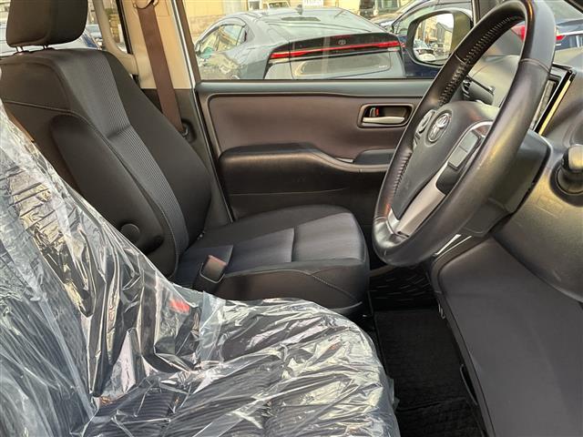 ノア Si 4WD 社外メモリーナビ フルセグTV バックカメラ 両側パワースライド LEDヘッドライト ETC 純正アルミホイール スマートキー プッシュスタート(3枚目)