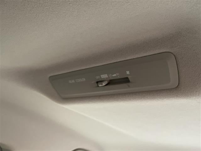 ノア Si 4WD 社外メモリーナビ フルセグTV バックカメラ 両側パワースライド LEDヘッドライト ETC 純正アルミホイール スマートキー プッシュスタート(11枚目)