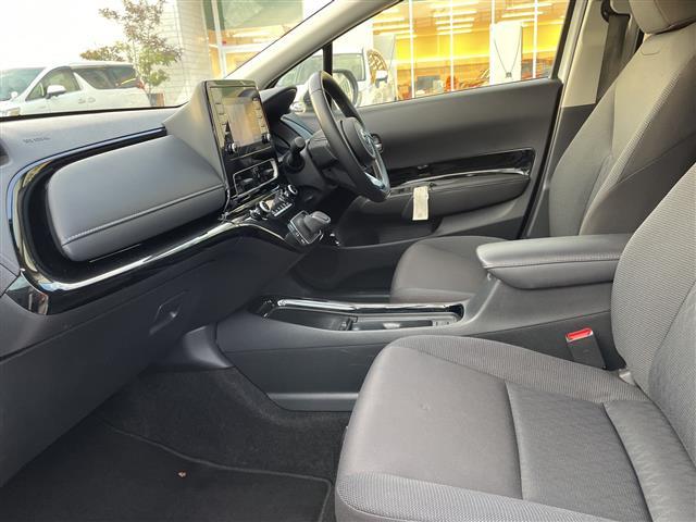 アクア Ｇ　純正ディスプレイオーディオ　バックカメラ　ＬＥＤヘッドライト　ＥＴＣ　ドライブレコーダー　トヨタセーフティセンス　レーダークルーズ　スマートキー　プッシュスタート（4枚目）