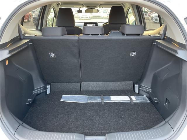 アクア Ｇ　純正ディスプレイオーディオ　バックカメラ　ＬＥＤヘッドライト　ＥＴＣ　ドライブレコーダー　トヨタセーフティセンス　レーダークルーズ　スマートキー　プッシュスタート（7枚目）