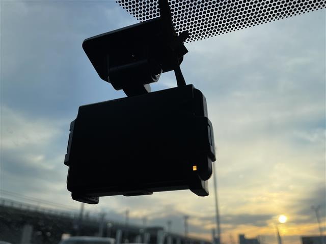 アクア Ｇ　純正ディスプレイオーディオ　バックカメラ　ＬＥＤヘッドライト　ＥＴＣ　ドライブレコーダー　トヨタセーフティセンス　レーダークルーズ　スマートキー　プッシュスタート（12枚目）