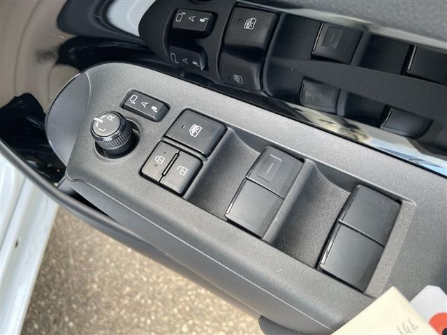 アクア Ｇ　純正ディスプレイオーディオ　バックカメラ　ＬＥＤヘッドライト　ＥＴＣ　ドライブレコーダー　トヨタセーフティセンス　レーダークルーズ　スマートキー　プッシュスタート（19枚目）