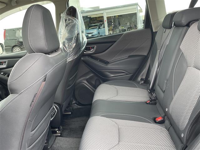 安心の全車保証付き！（※部分保証、国産車は納車後３ヶ月、輸入車は納車後１ヶ月の保証期間となります）。その他長期保証（有償）もご用意しております！※長期保証を付帯できる車両には条件がございます。