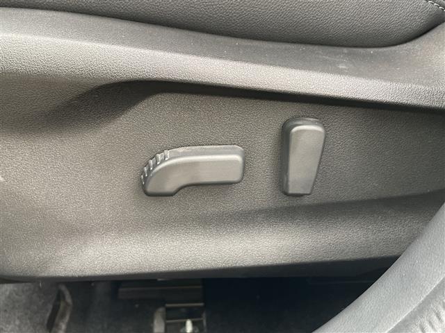 店頭販売もしておりますので、先に在庫が無くなってしまうこともございます。気になる車はまずはお問い合わせください！