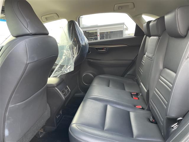 NX NX300h Iパッケージ 純正ナビ フルセグTV バックカメラ LEDヘッドライト ハンドルヒーター パワーシート スマートキー ETC 純正アルミホイール クルーズコントロール コーナーセンサー 保証書(5枚目)