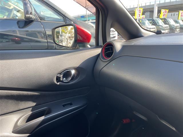 店頭在庫以外にも全国約４万台※の在庫から、ぴったりな１台をご提案します！※２０２３年１０月現在の在庫台数です。売約済の可能性があります。