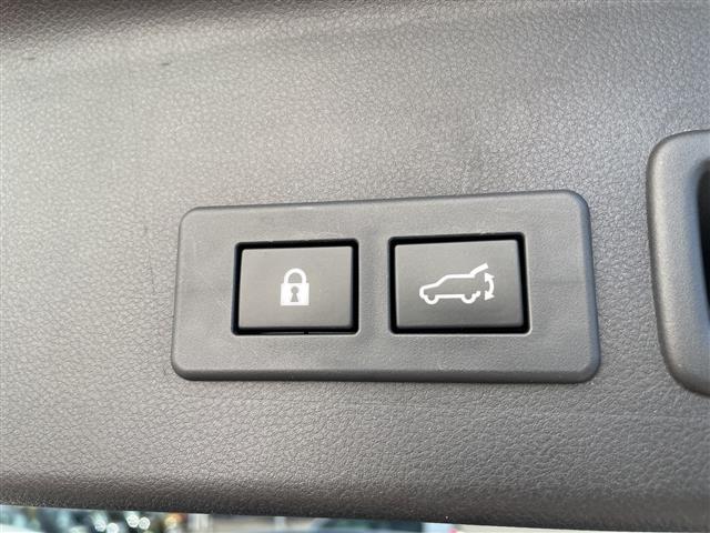 レヴォーグ GT-H EX 純正メーカーナビ フルセグTV バック&サイド&フロントカメラ LEDヘッドライト ETC ドラレコ アイサイト レーダークルーズ パワーバックドア シートヒーター スマートキー プッシュスタート(17枚目)