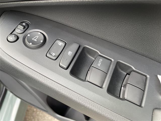 ヴェゼル e:HEV X・HuNTパッケージ 純正9型ナビ フルセグTV バックカメラ LEDヘッドライト スマートキー プッシュスタート ホンダセンシング レーダークルーズ 純正アルミ ルーフレール パドルシフト 保証書(21枚目)