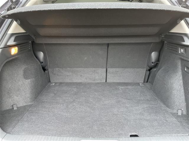 ヴェゼル ハイブリッドZ・ホンダセンシング 4WD 純正ナビ フルセグTV バックカメラ LEDヘッドライト ETC ドラレコ ホンダセンシング レーダークルーズ 純正アルミ シートヒーター ハーフレザーシート ステアリングリモコン(7枚目)