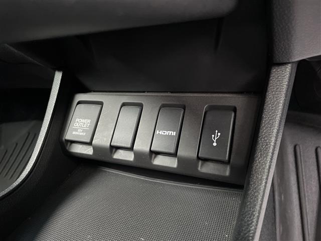 ヴェゼル ハイブリッドZ・ホンダセンシング 4WD 純正ナビ フルセグTV バックカメラ LEDヘッドライト ETC ドラレコ ホンダセンシング レーダークルーズ 純正アルミ シートヒーター ハーフレザーシート ステアリングリモコン(15枚目)